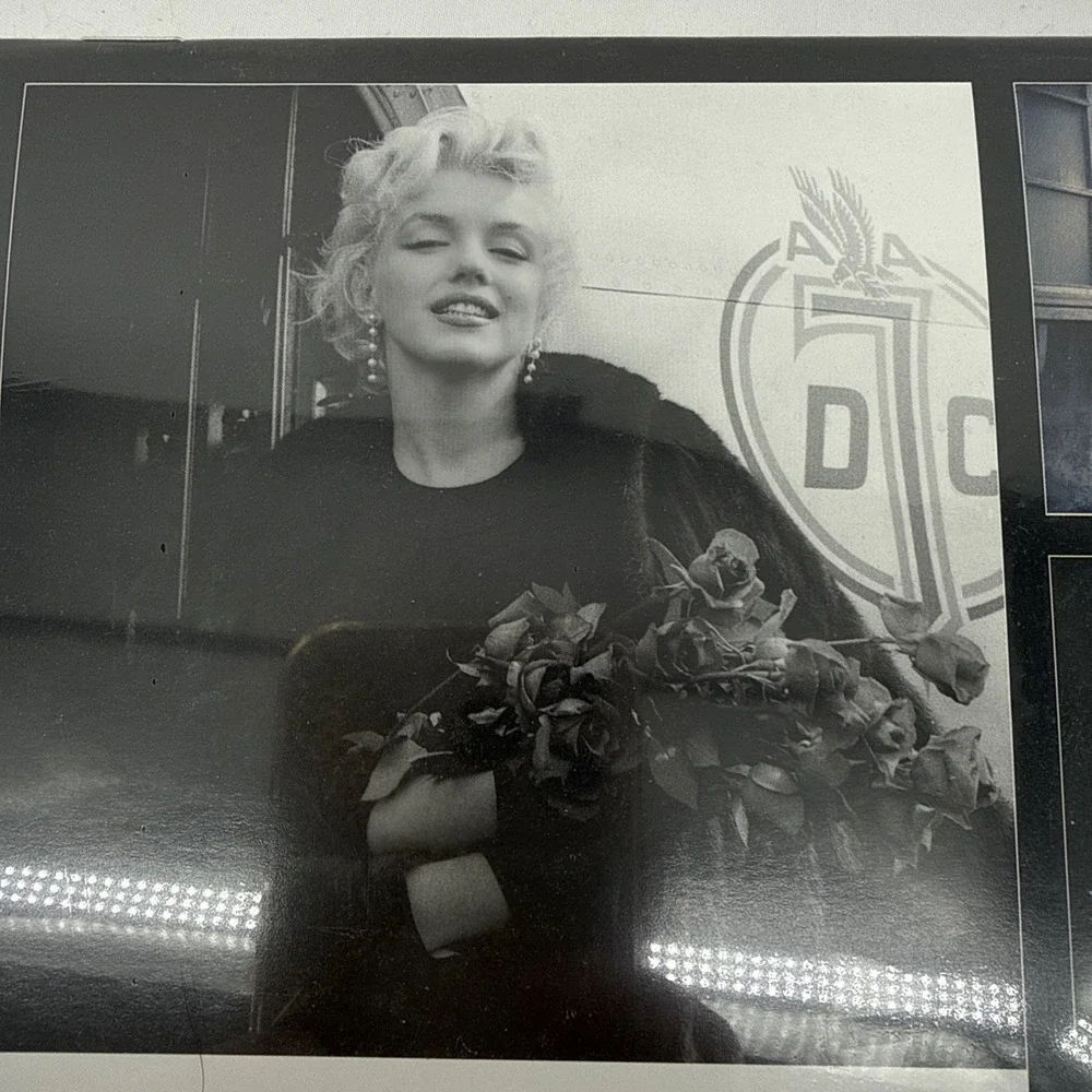 Brand new 2016 16 month Marilyn Monroe calendar still wrapped